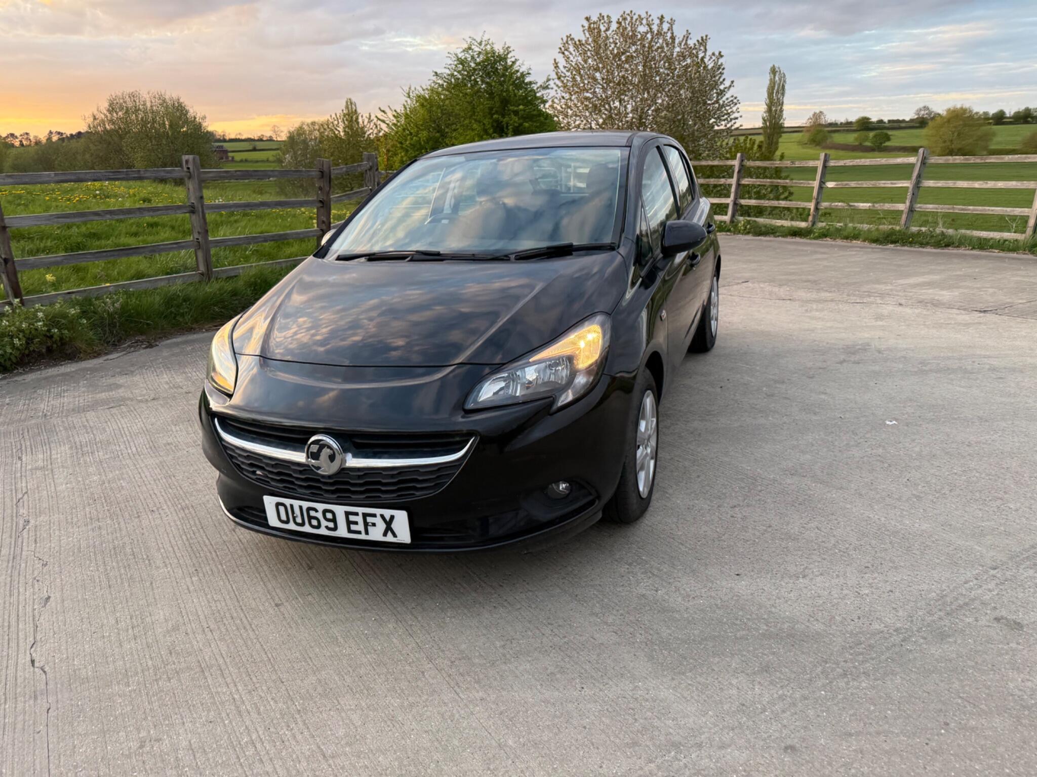 Vauxhall Corsa 1.4i Design Euro 6 (s/s) 5dr — photo 57 of 104